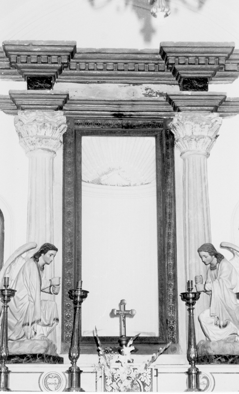 Mostra d'altare, elemento d'insieme