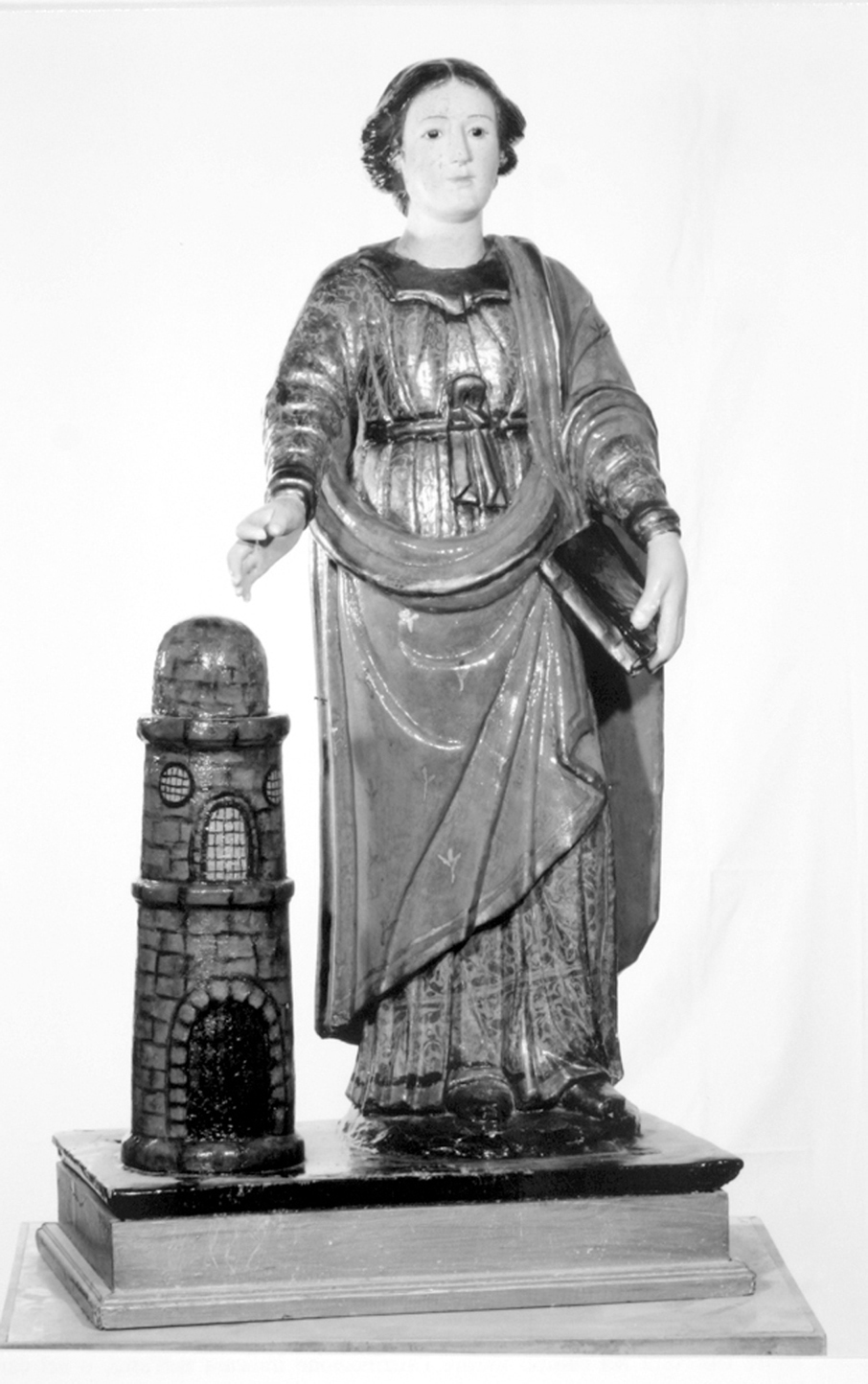 Santa barbara (statua)