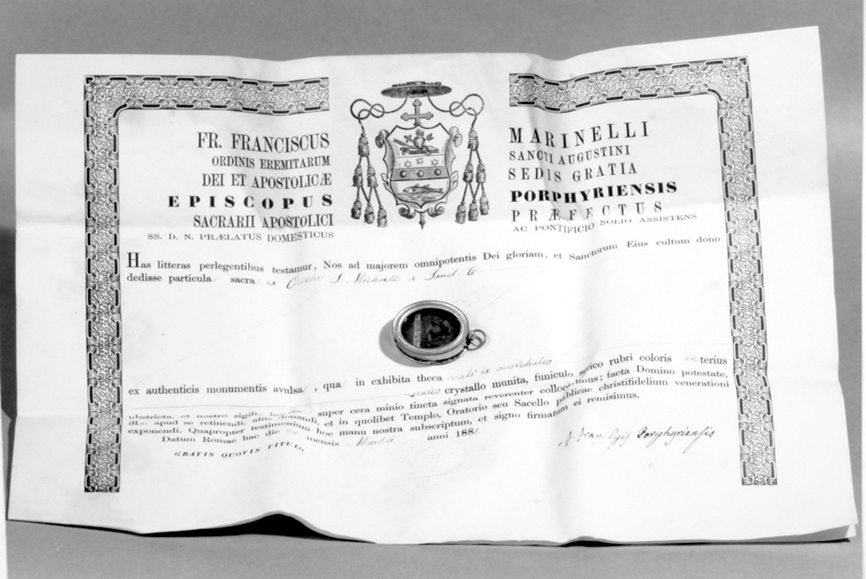 Reliquiario a capsula - a medaglione