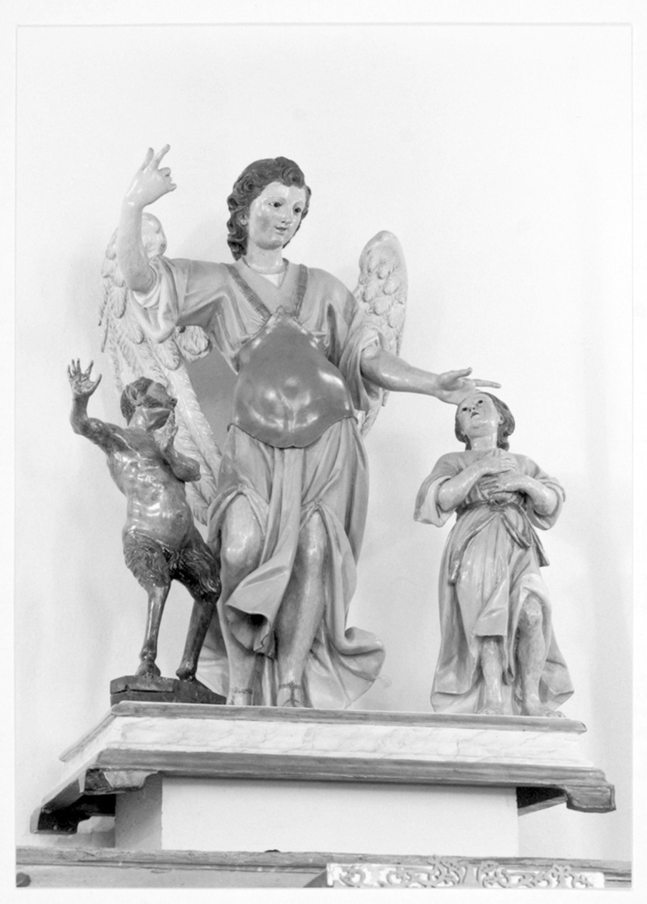 Angelo custode (addobbo di statua)