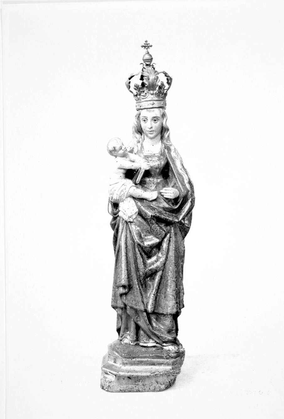 Madonna con bambino (statuetta)
