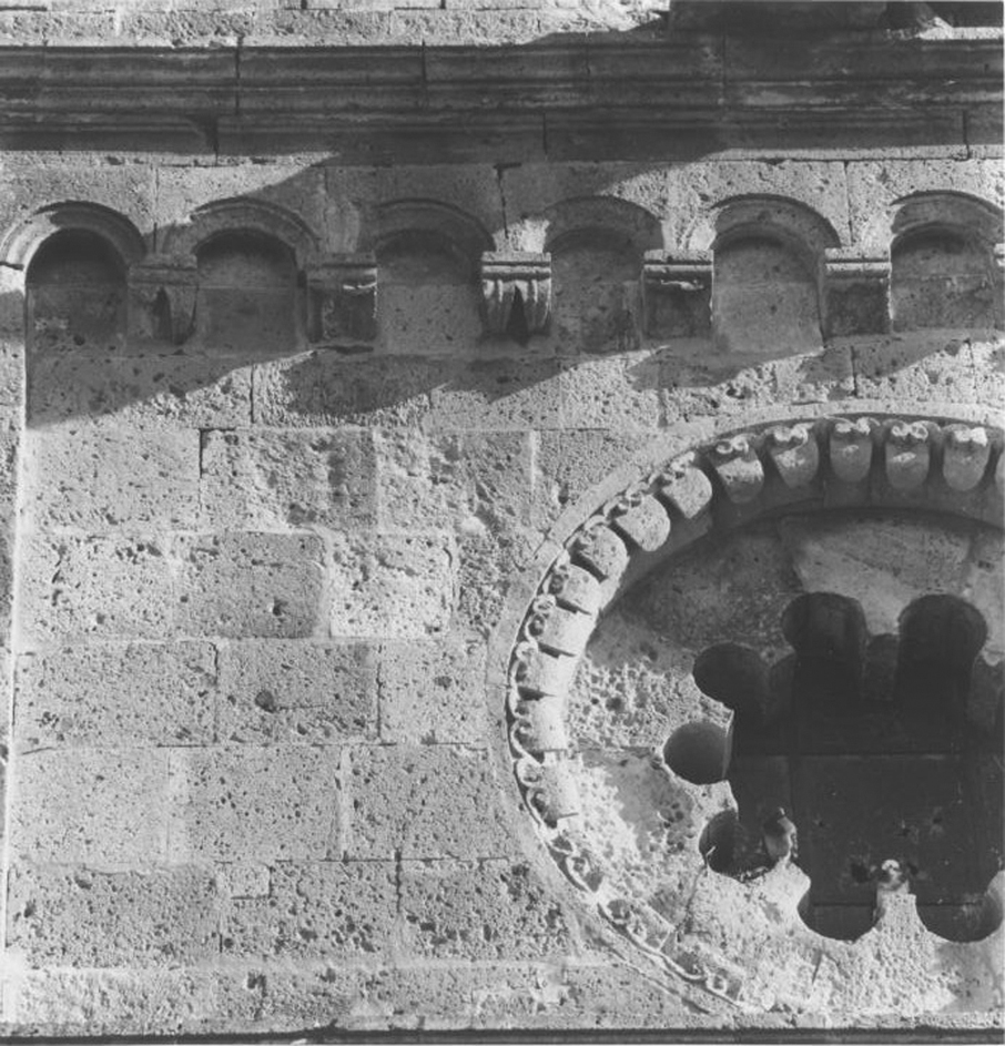 Arco, serie