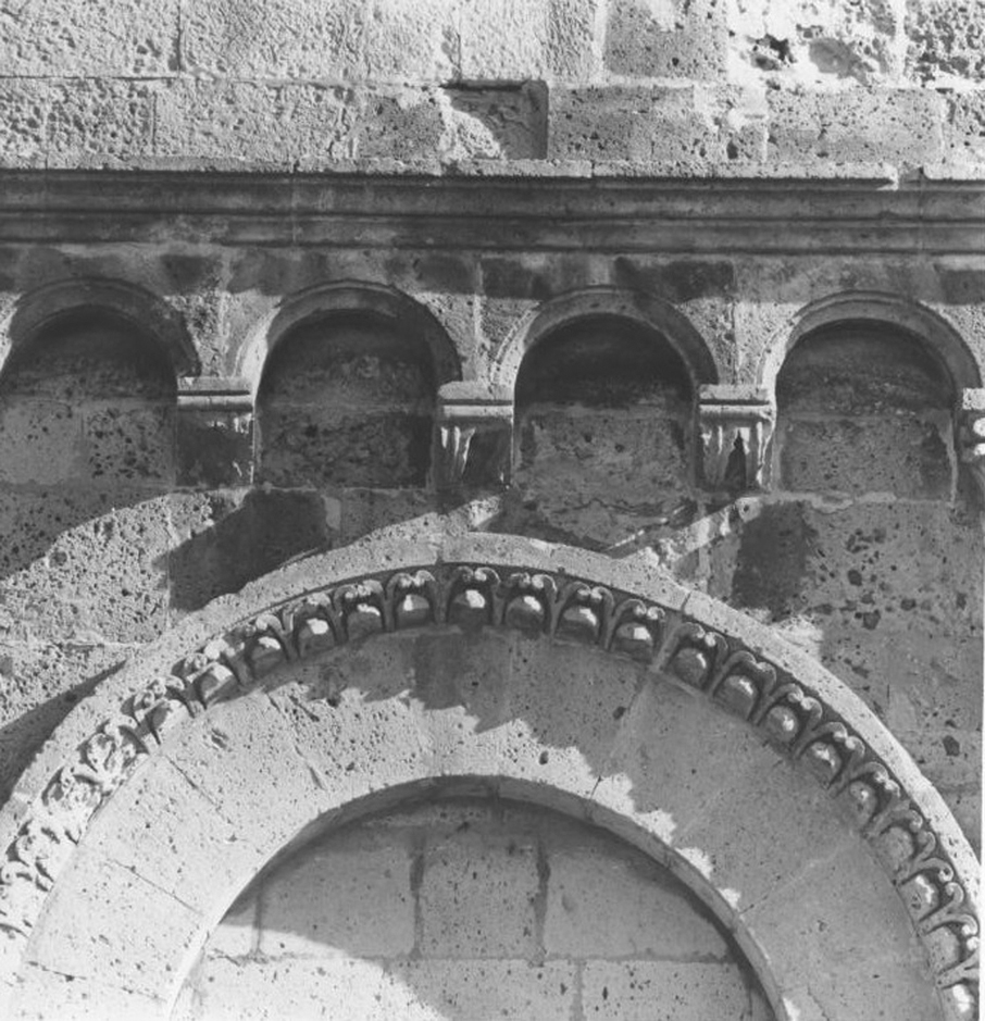 Arco, serie