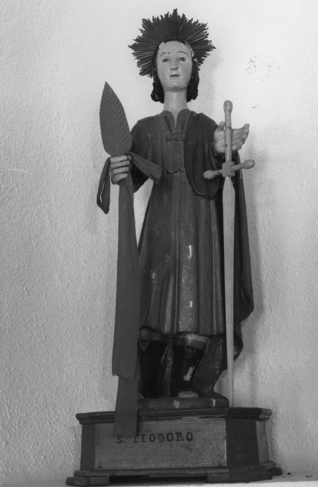 San teodoro (statua)