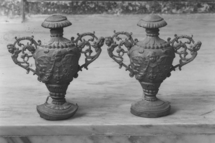 Candelabro, serie