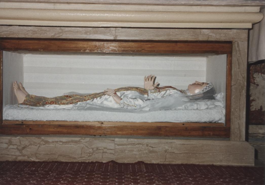 Madonna dormiente (manichino)