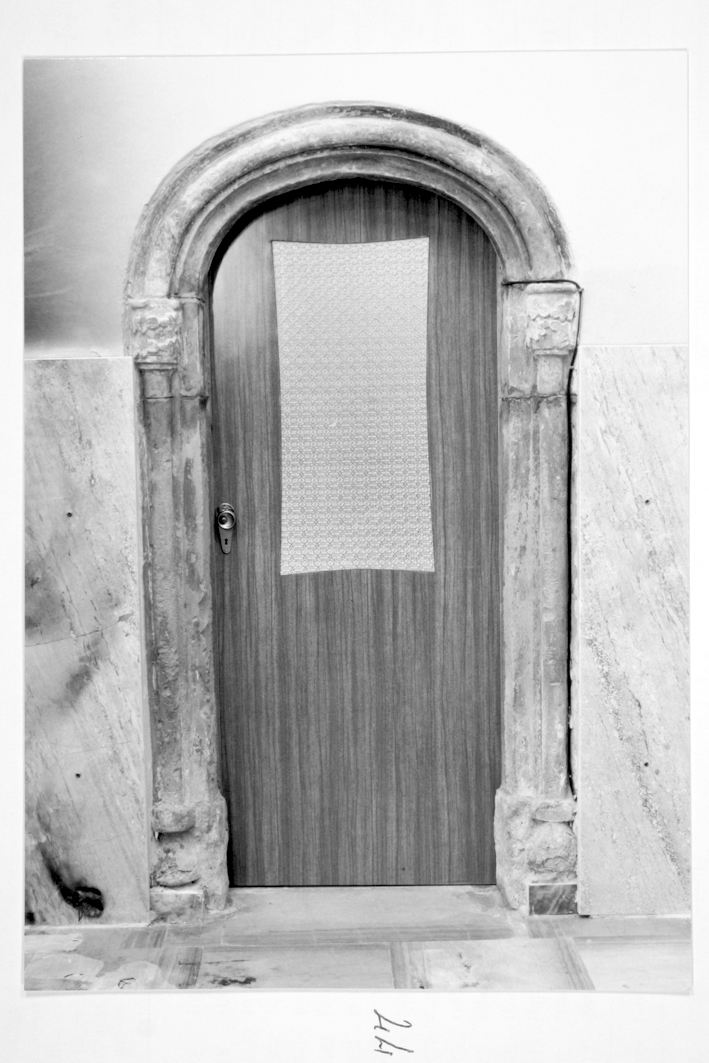 Mostra di porta