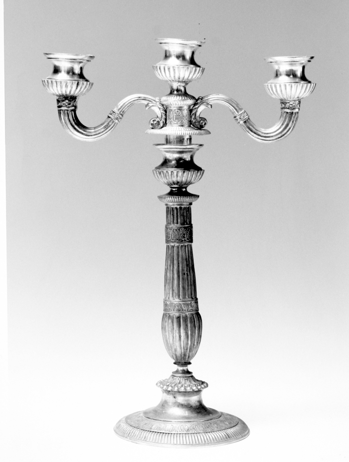 Candelabro, serie