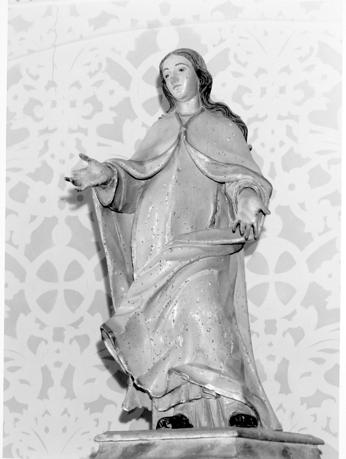 Madonna della misericordia (?) (statua)