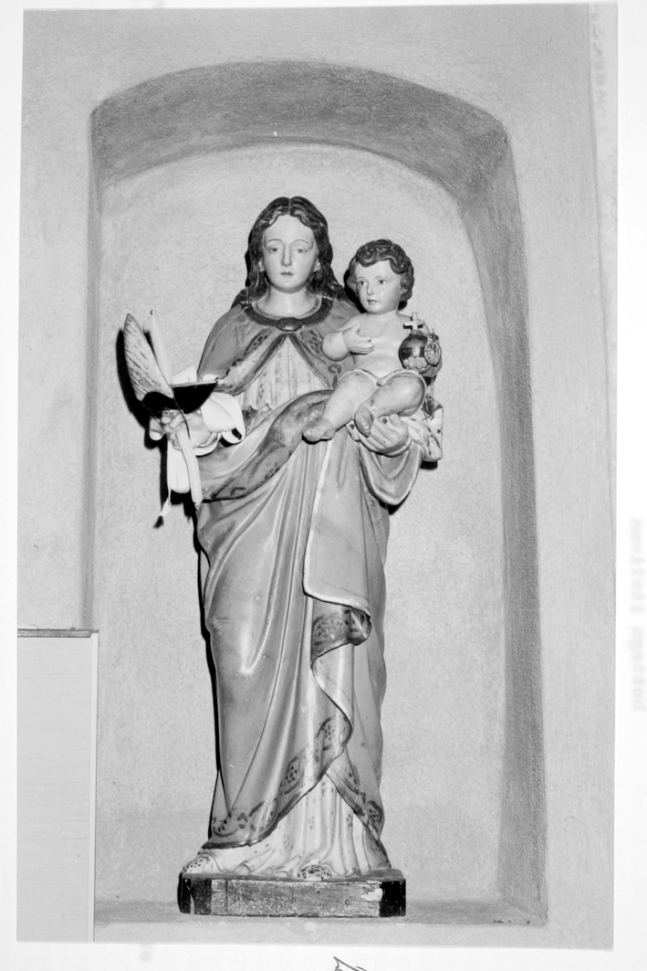Madonna di bonaria, madonna con bambino (statua)