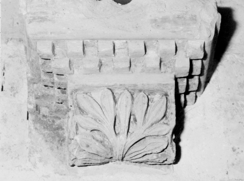 Mensola architettonica, frammento
