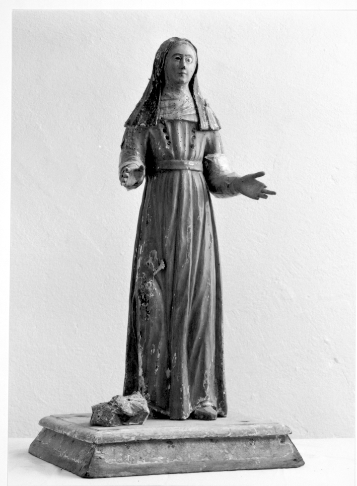 Santa chiara (statua)