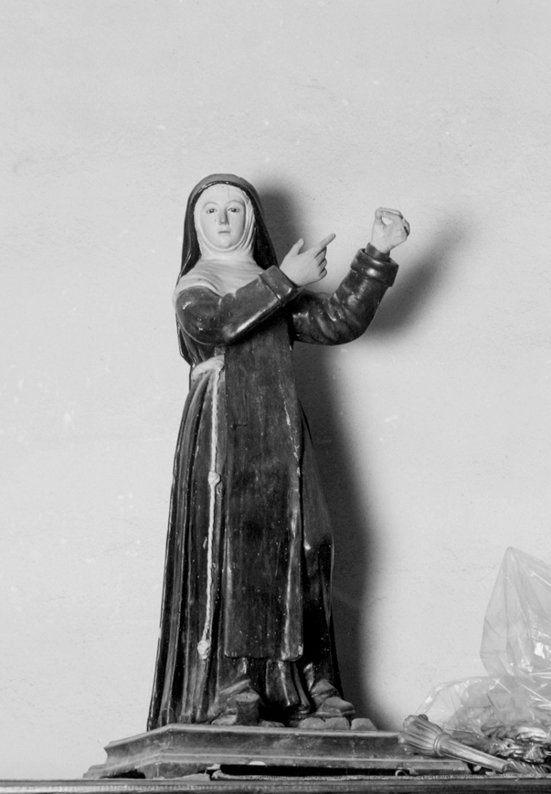 Suora carmelitana (statua)