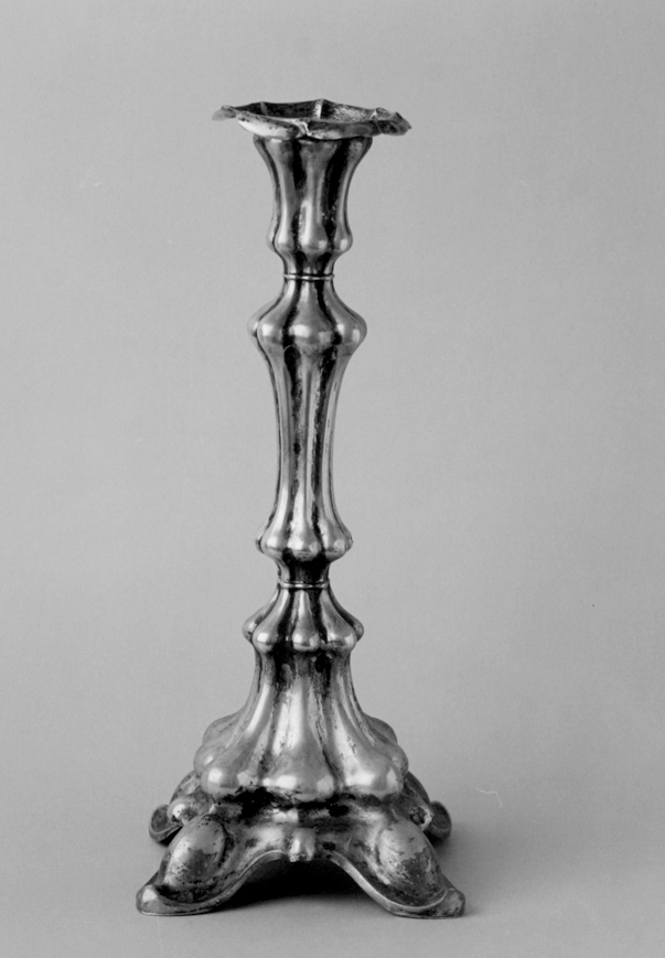 Candeliere, serie
