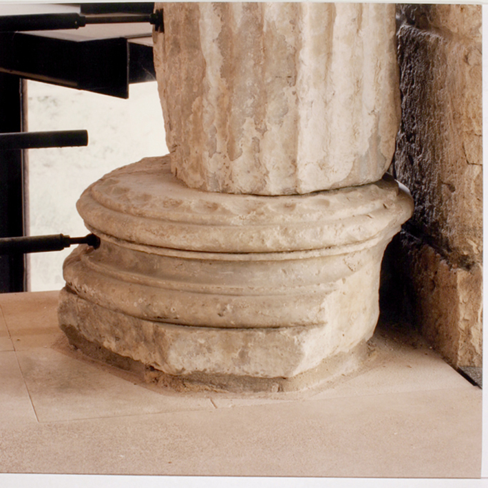 Base di colonna, elemento d'insieme
