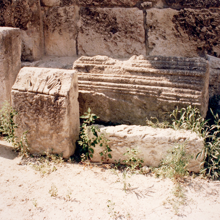 Mensola architettonica, opera isolata