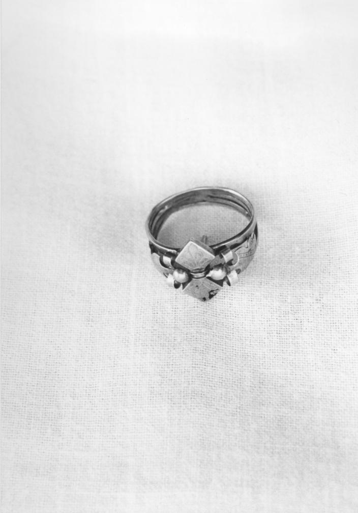 Anello