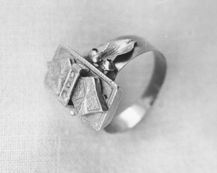 Anello