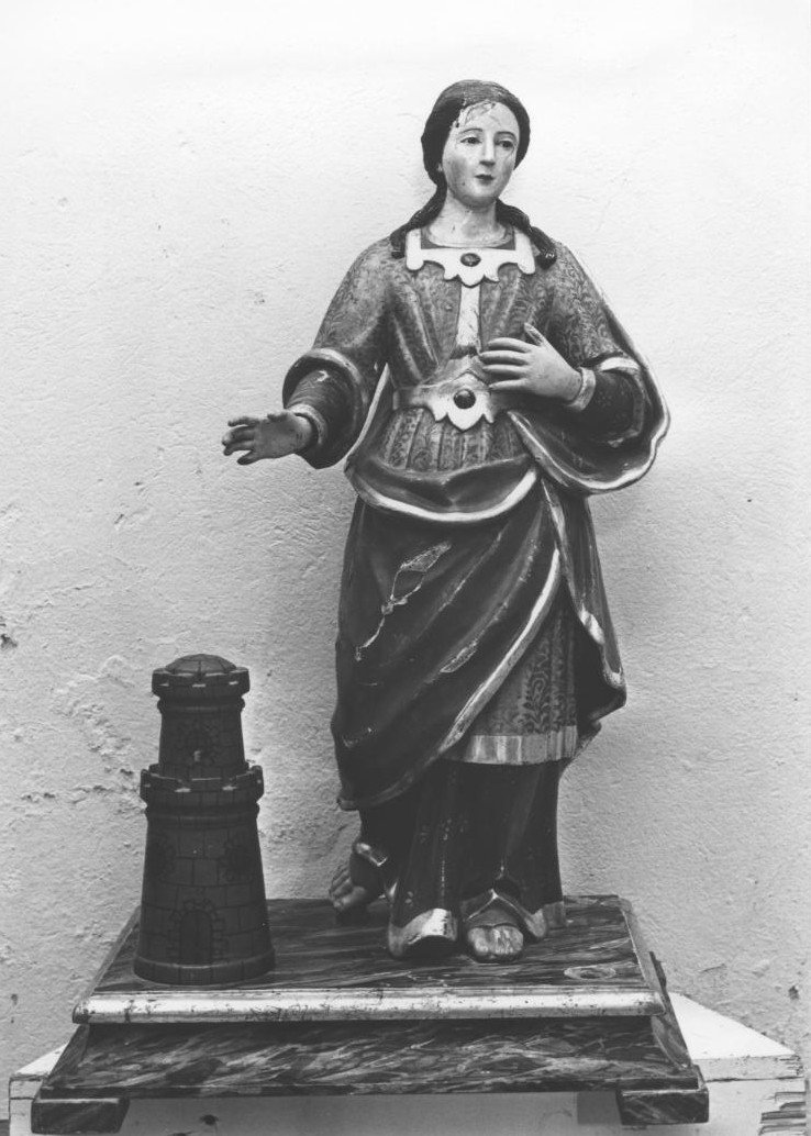 Santa barbara (statua)