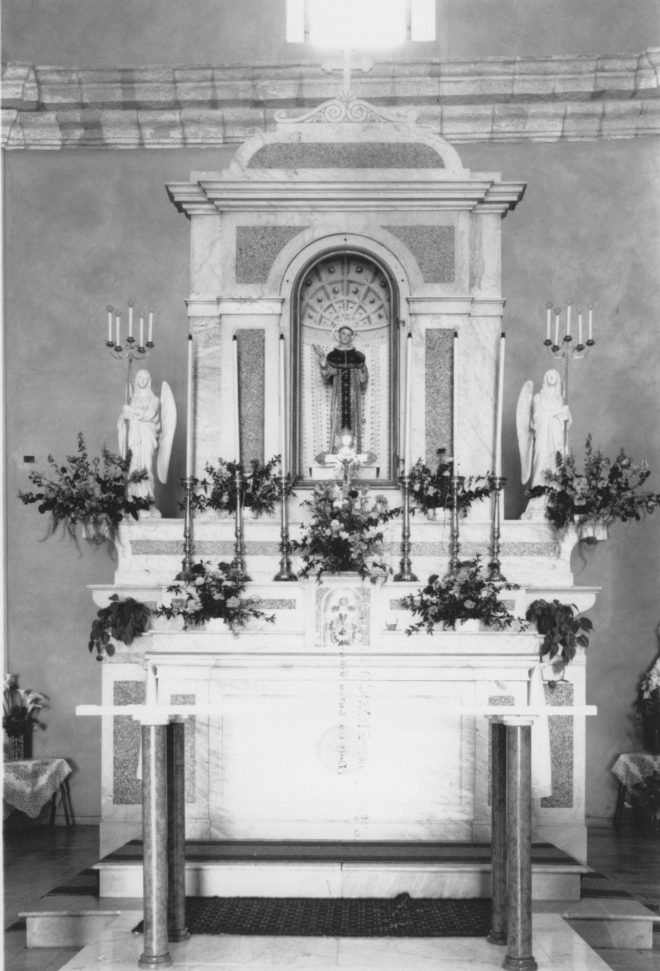 Altare