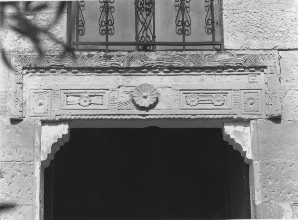 Portale architravato
