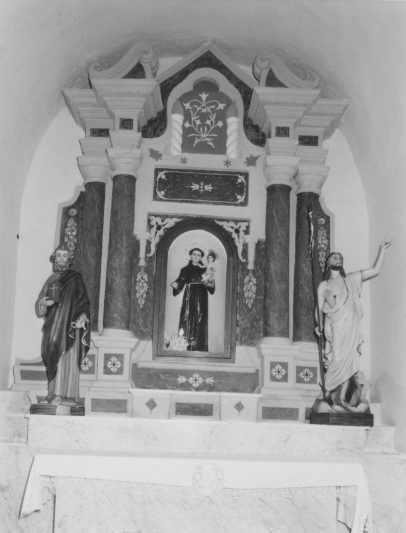 Altare