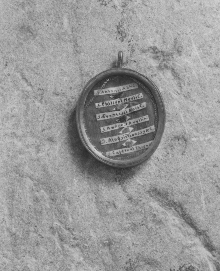 Reliquiario a teca