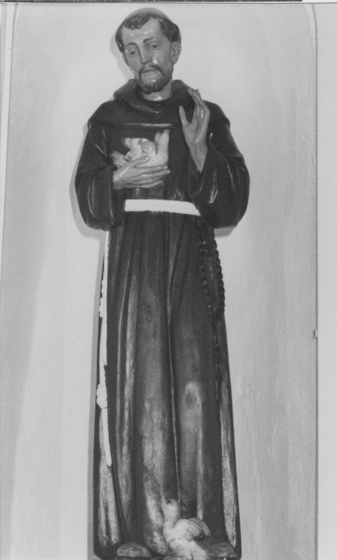 San francesco d'assisi (statua)