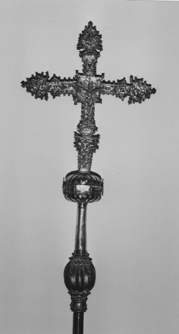Croce processionale