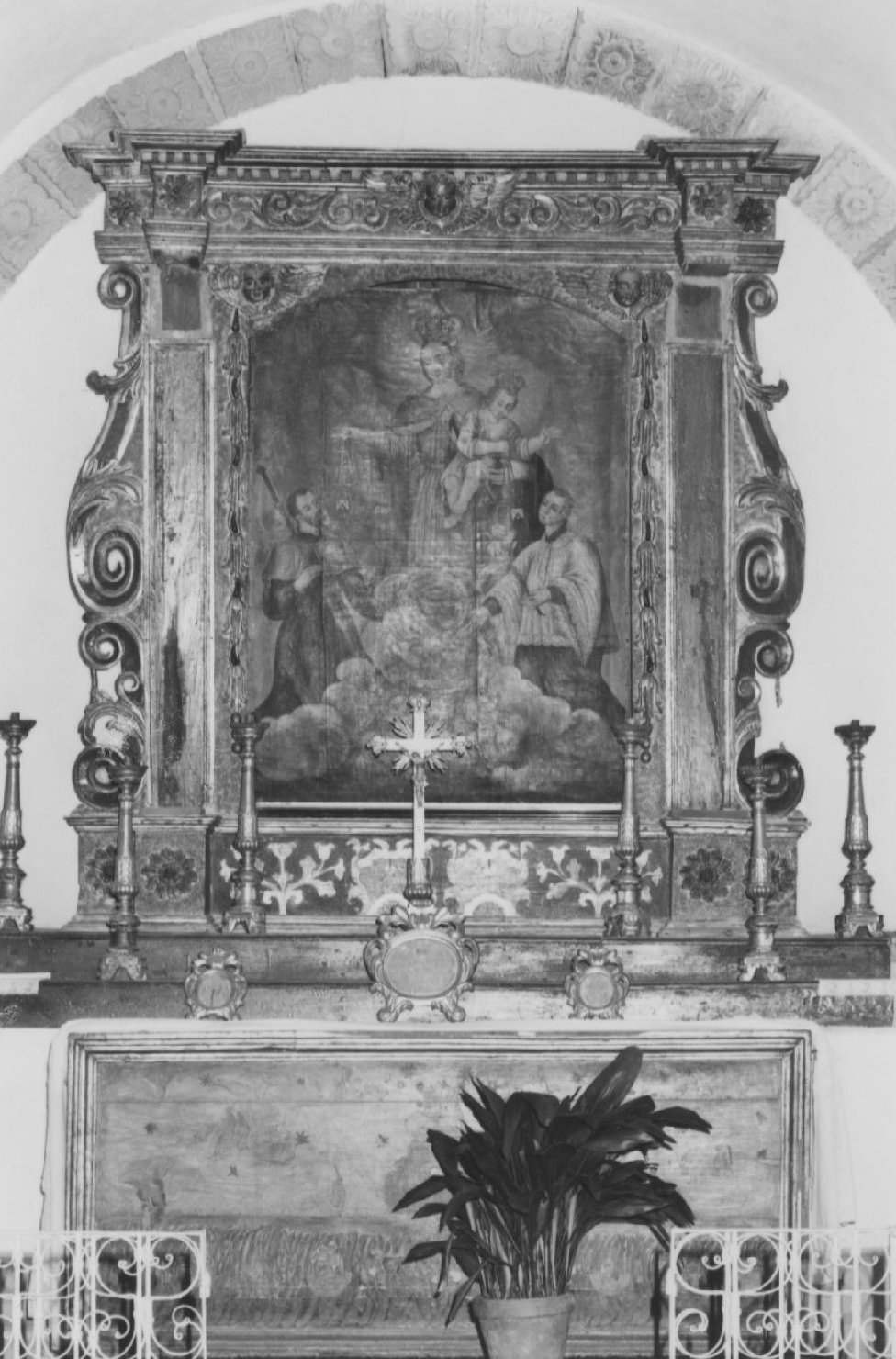 Altare