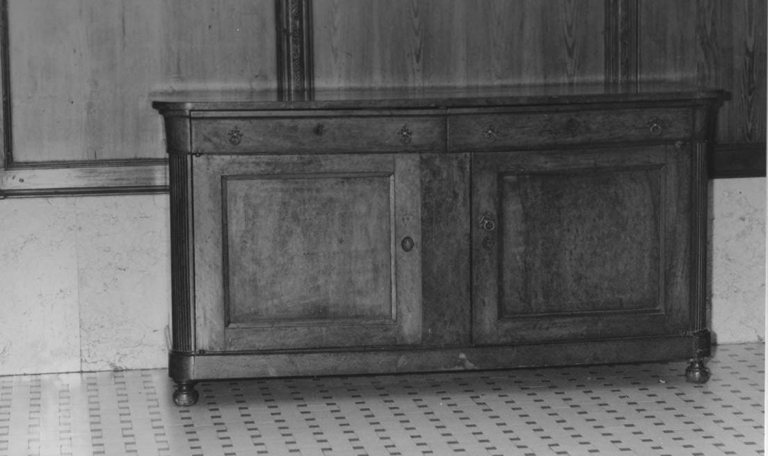 Credenza