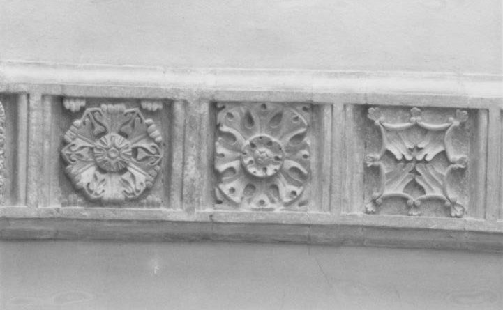 Cassettone, serie