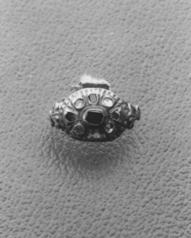 Anello