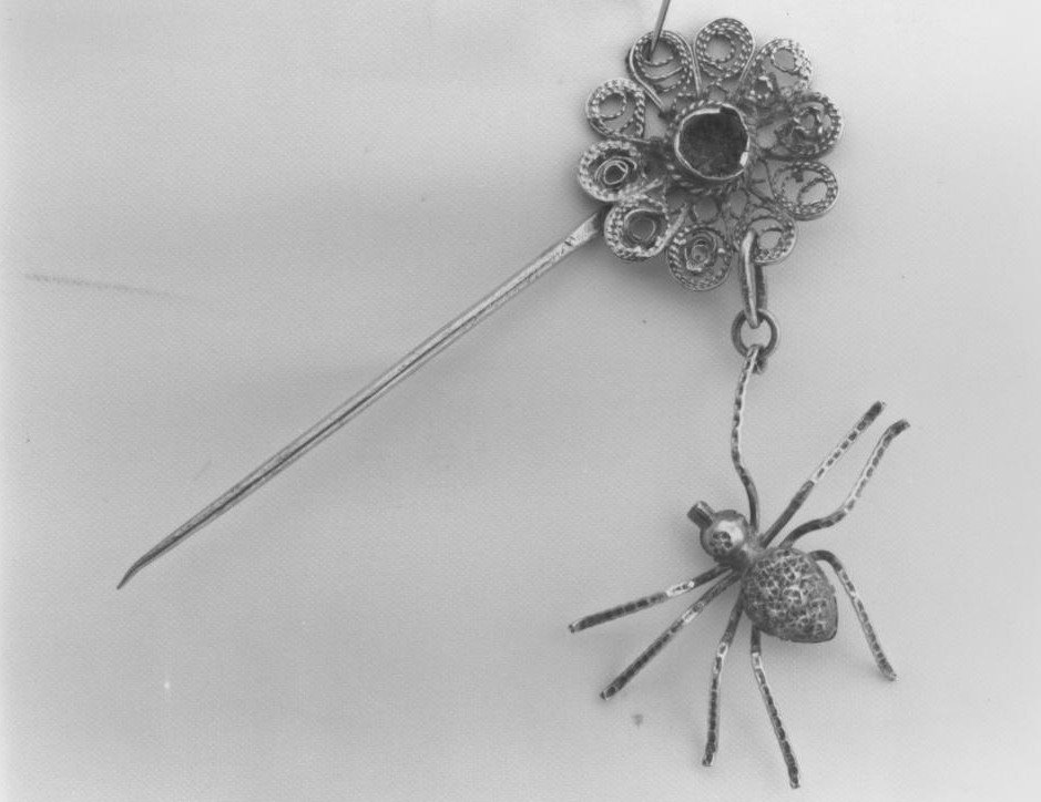 Spilla