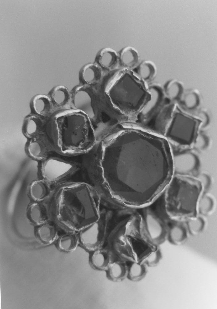 Anello