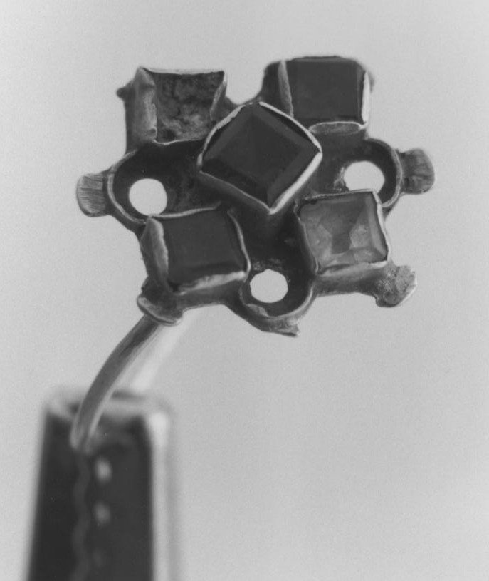 Anello
