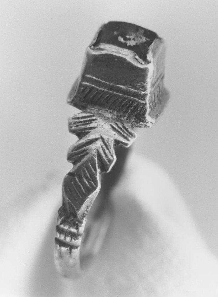 Anello