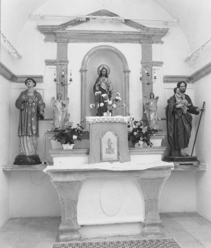 Altare