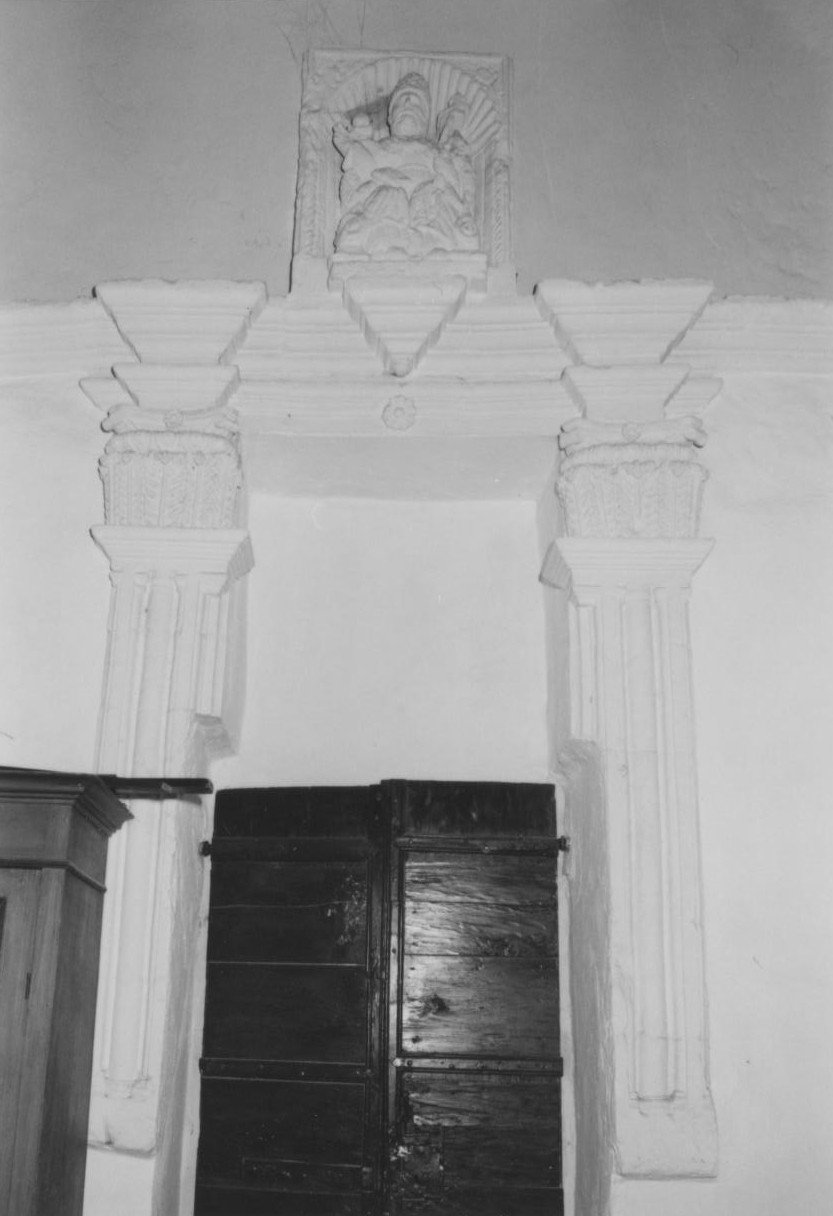Portale architravato