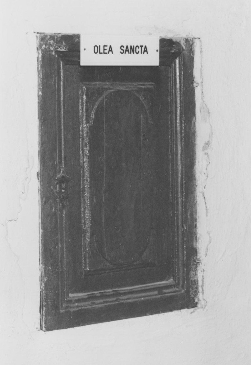Anta di armadietto per oli santi