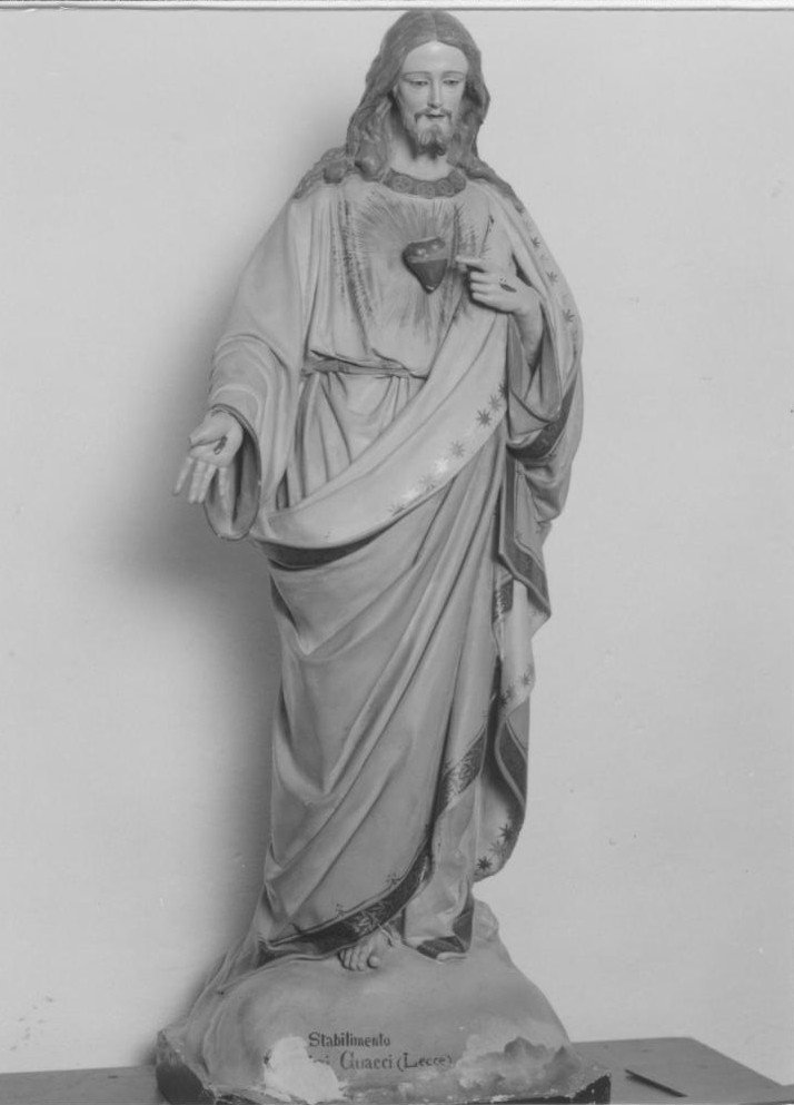 Sacro cuore di gesù (statua)