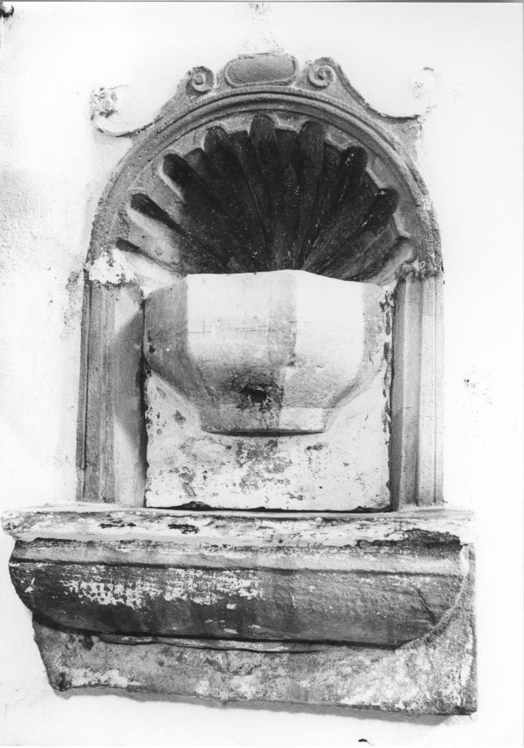 Lavabo - a parete