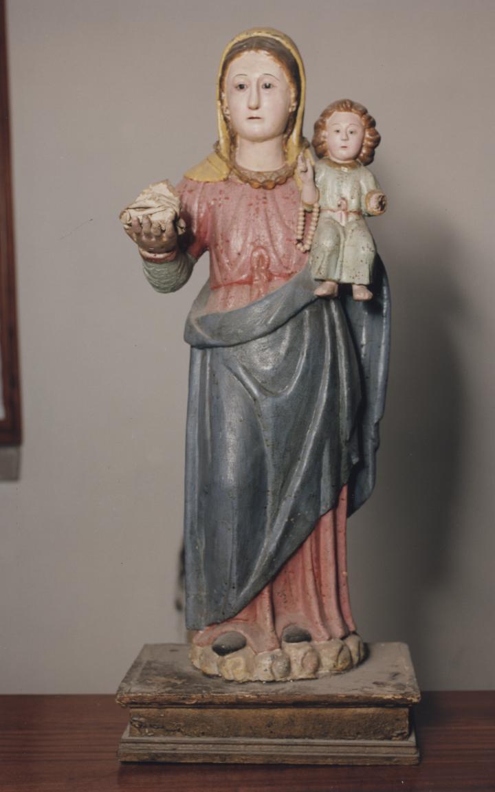 Statua