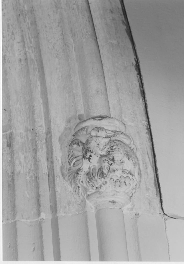 Capitello, serie