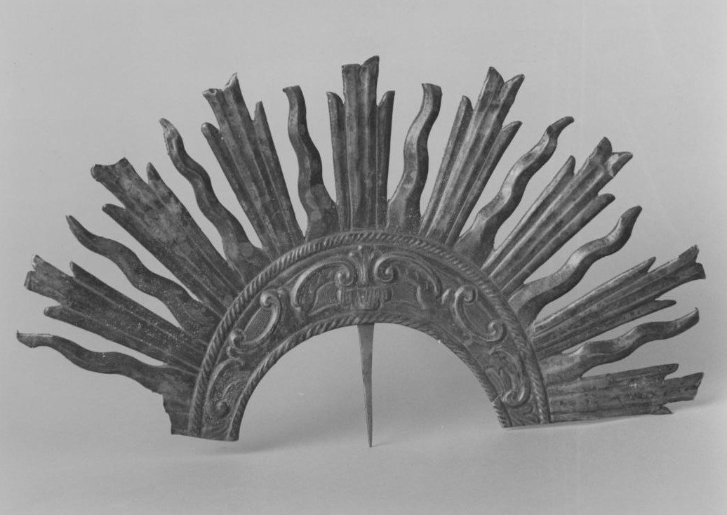 Aureola di statua