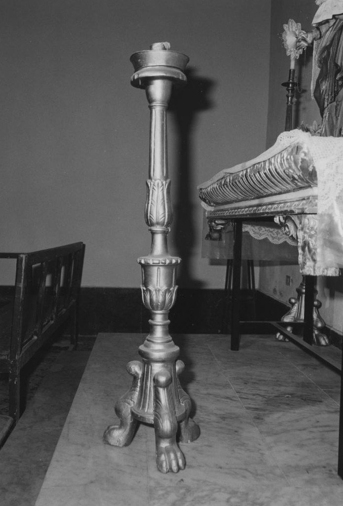 Candelabro, serie