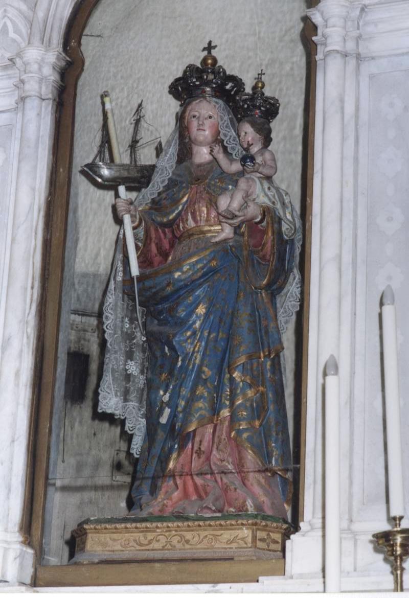 Madonna di bonaria (statua)