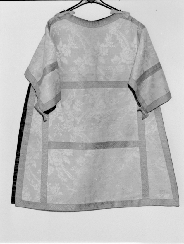 Paramento liturgico, serie
