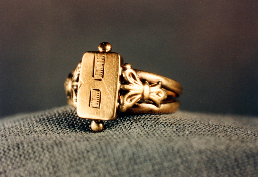 Anello