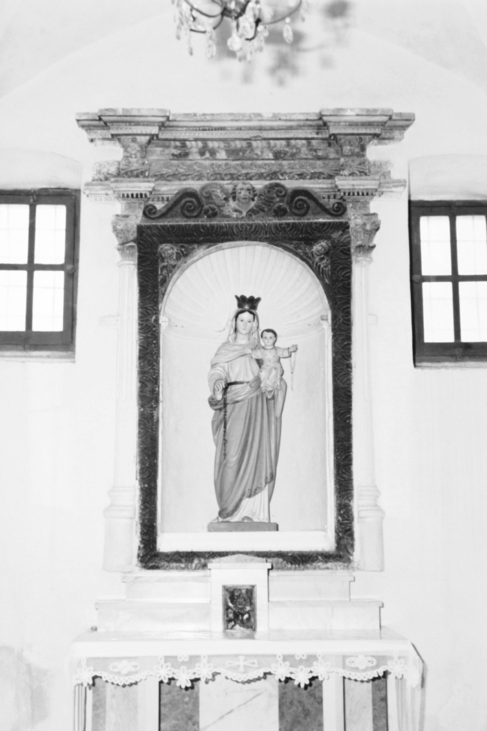 Altare - a edicola